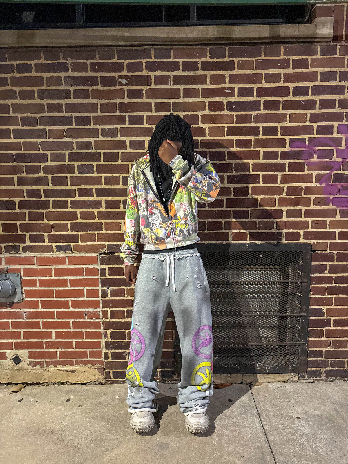 GRAY "FALLING MAN" SWEATS